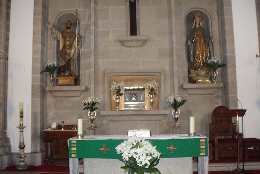 Lancastermerrin88 Altar_mayor_de_la_iglesia_de_San_Froilán_de_Lugo