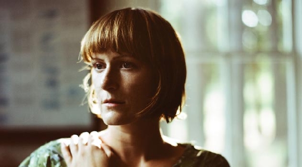 American Autumn presenta a LAURA GIBSON en Ourense
