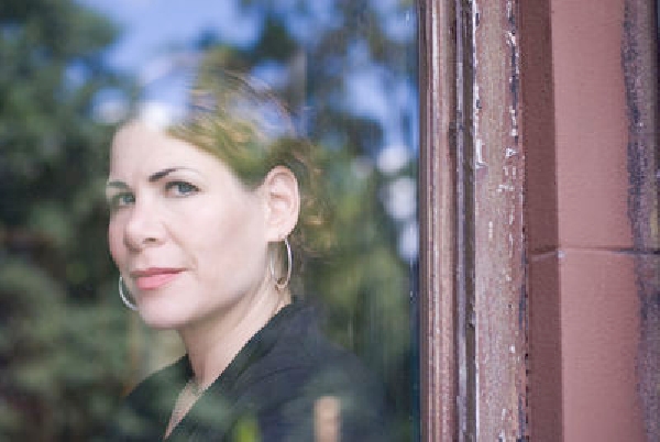 Dayna Kurtz