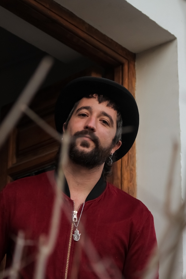 El_Jose_Los_Pies_es_el_mar (2) vertical 1