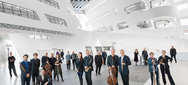 jonde-klangforum-wien-julia-cruz-santiago